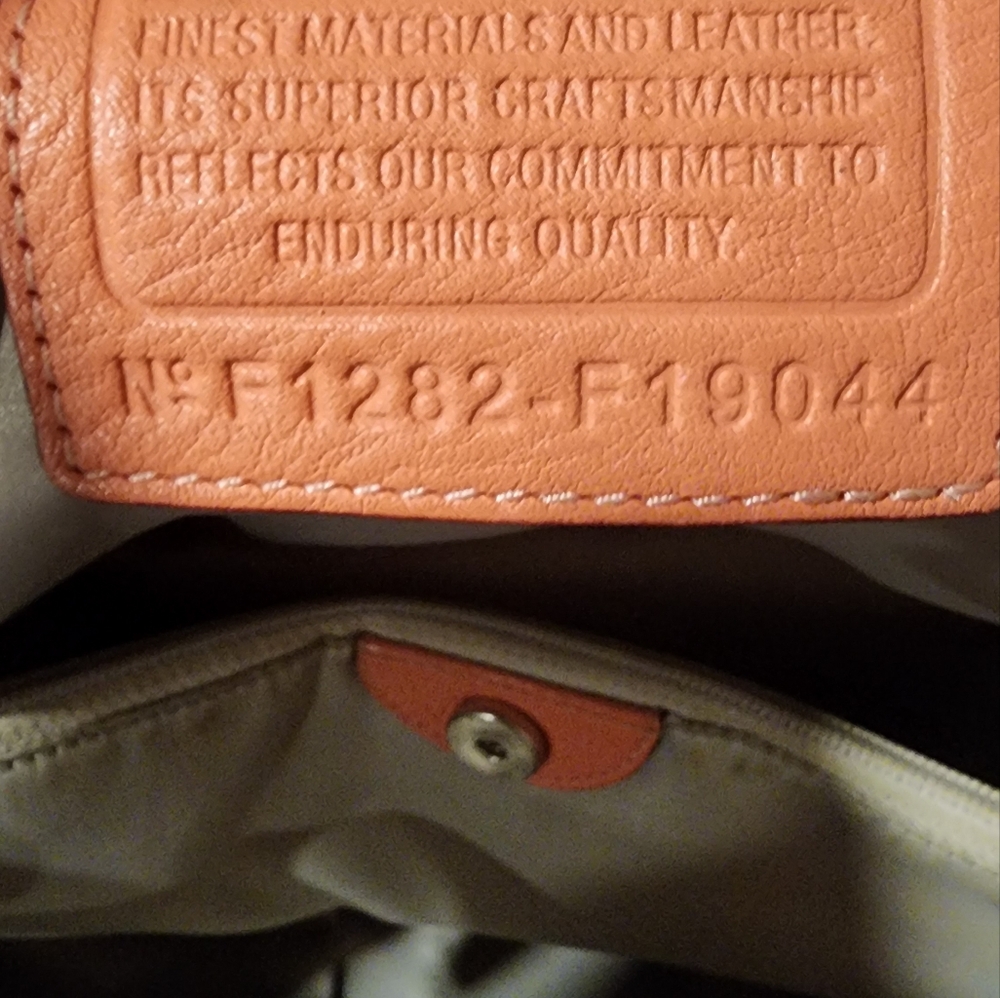 Coach Vintage Penelope Coral Peach Orange Leather Tote Bag - Picture 16 of 16